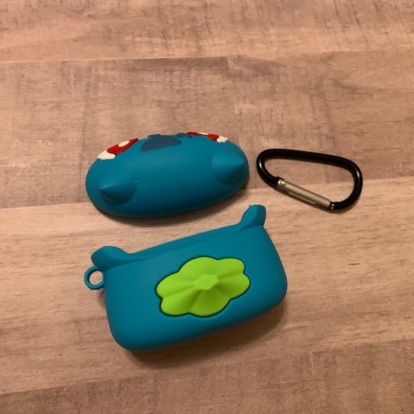 Bulbasaur AirPods case Compatible with Gen 3 - Picture 2 of 3